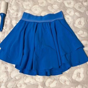 Lululemon POOLSIDE COURT RIVAL SKIRT. Size 2. Worn twice. Perfect condition.